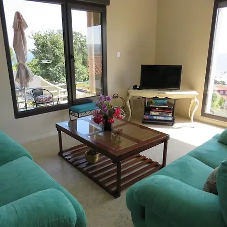 En La Playa, Vistas Al Mar * بوبرا دو كارامينيال